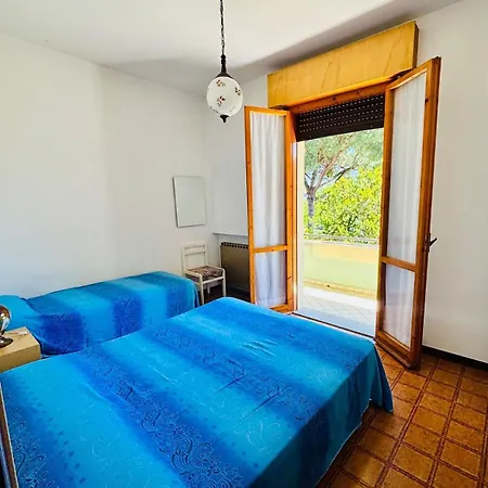 Immersed Nella Pineta 8 - 5 Minuti A Piedi Dal Mare Lejlighed