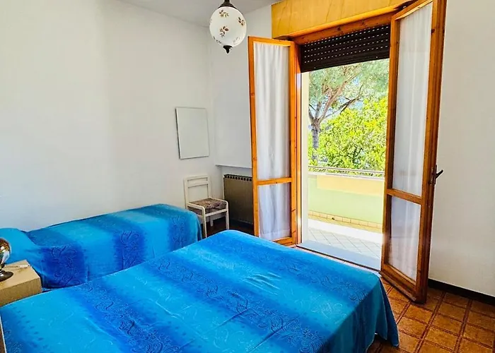 Immersed Nella Pineta 8 - 5 Minuti A Piedi Dal Mare Lägenhet